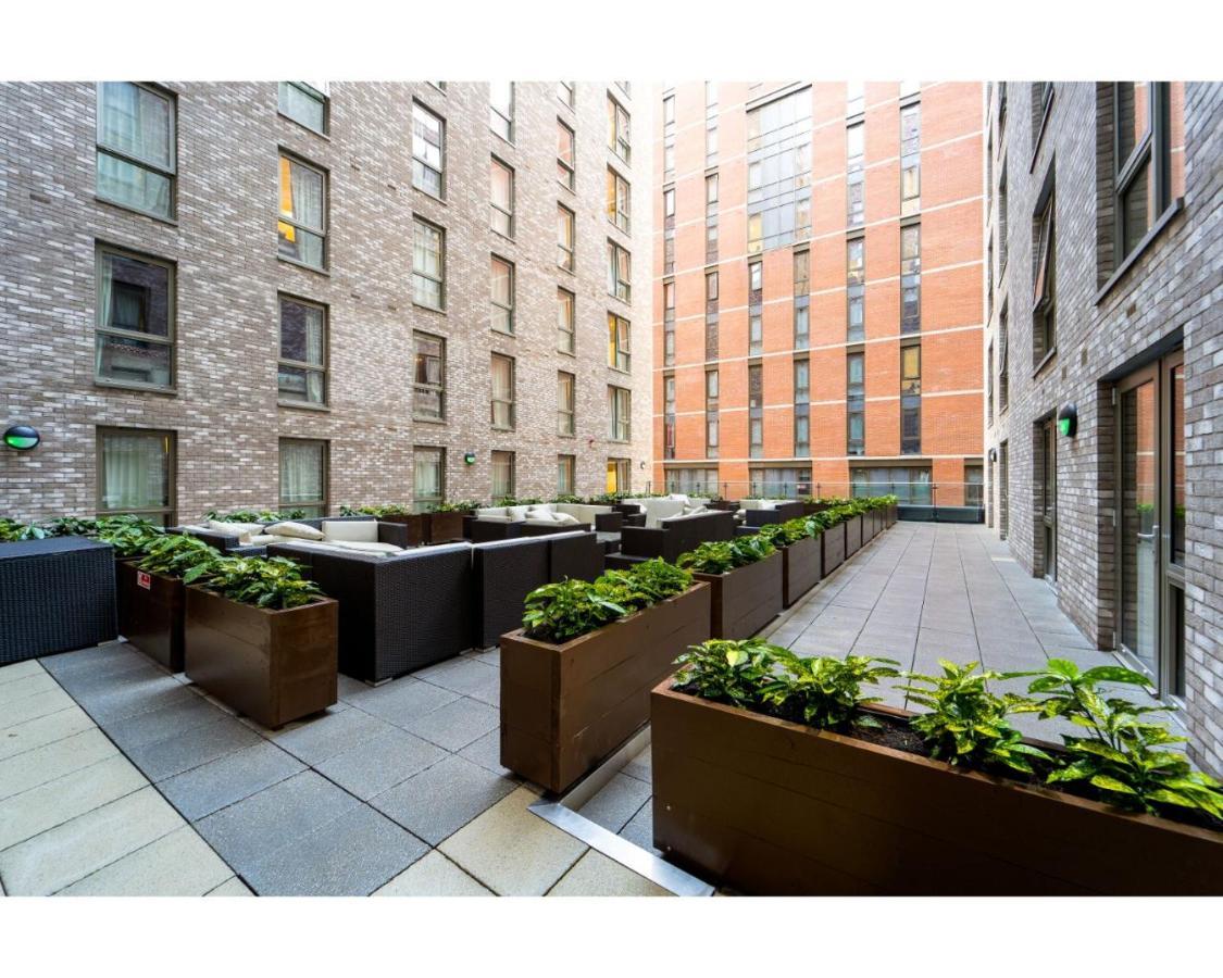 Student Student Id Required Apartment Belfast