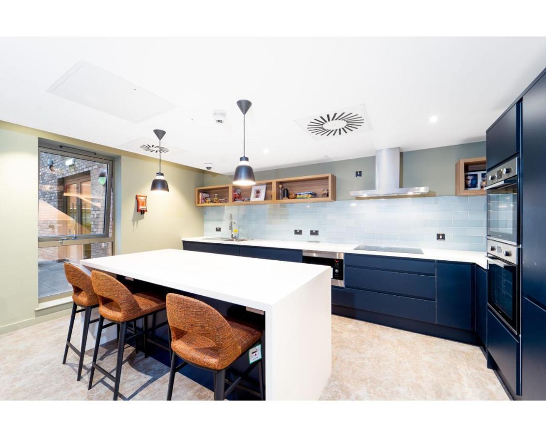 Apartment Student Student Id Required *